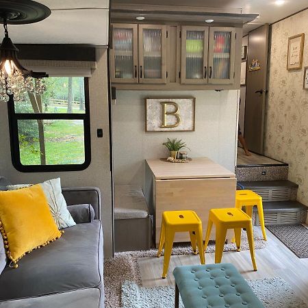 Cozy Rv Experience W/Pool+Spa Near Lake Conroe Willis 外观 照片