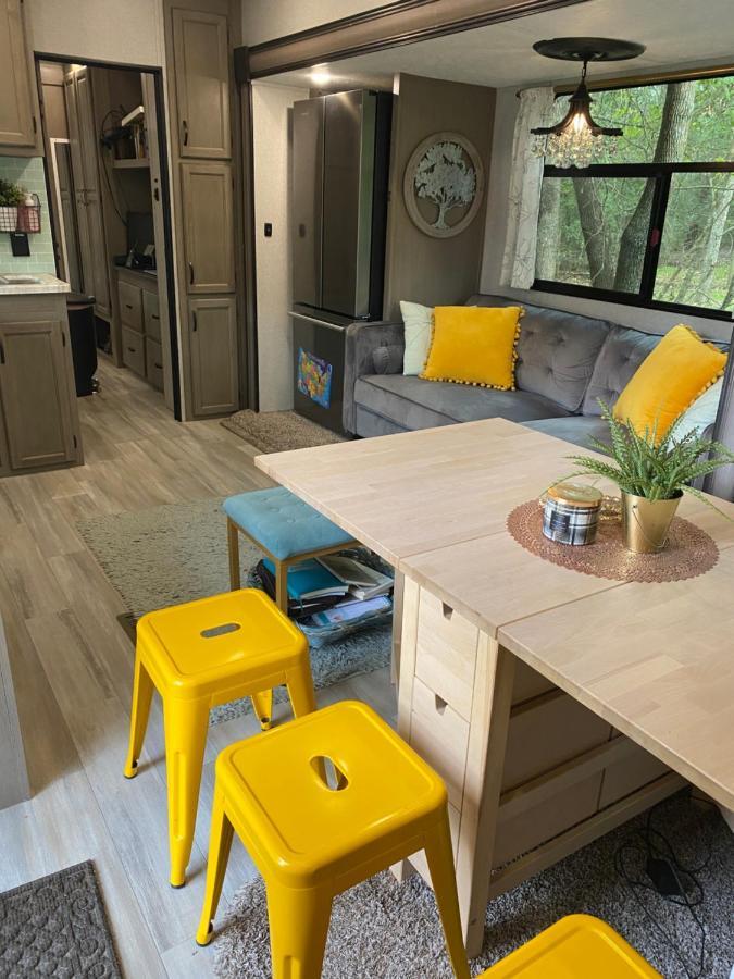 Cozy Rv Experience W/Pool+Spa Near Lake Conroe Willis 外观 照片